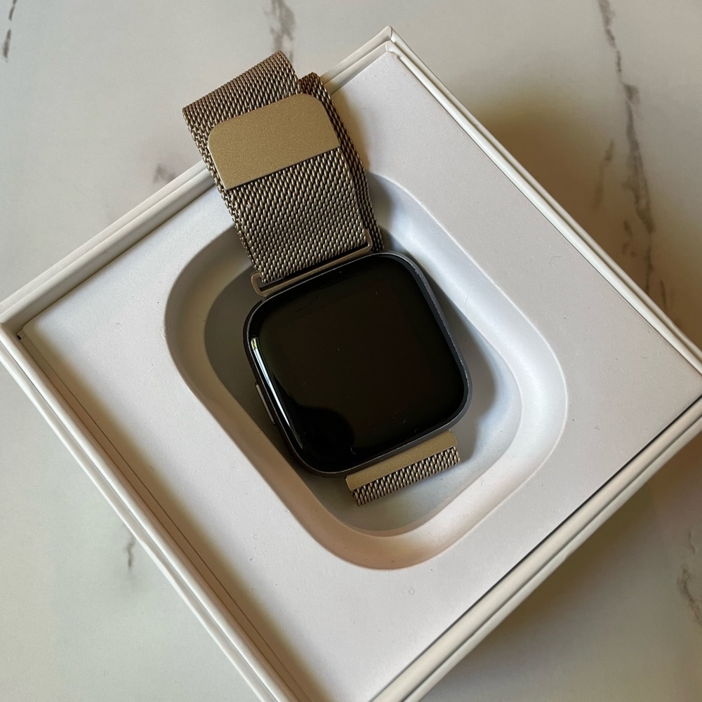 Fitbit Versa 2